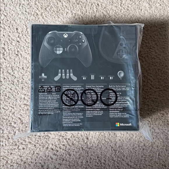 Microsoft Xbox Elite Series 2 Wireless Controller - Black - Picture 2 of 3